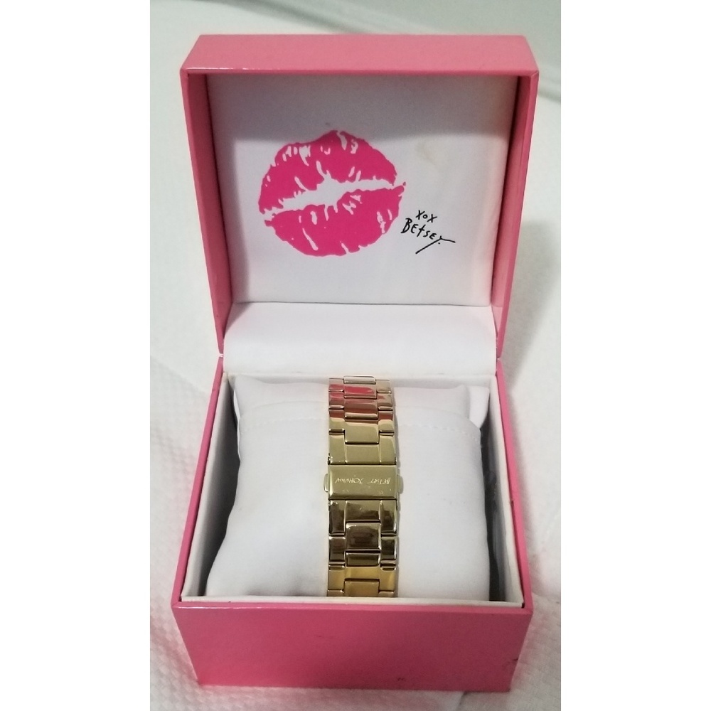 Betsey Johnson watch - Picture 3 of 3